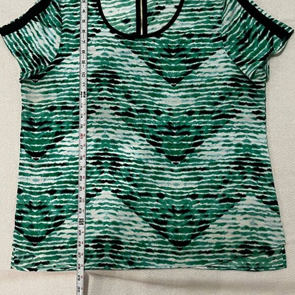 Calvin Klein Women's Green Patterned Cap Sleeve Top - Size XL - Picture 2 of 8